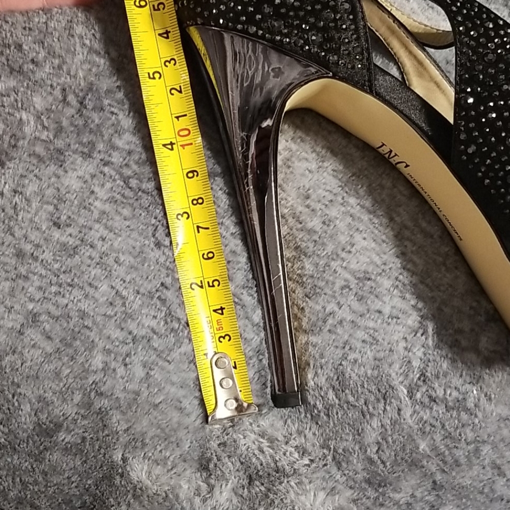 High heels - Picture 7 of 7